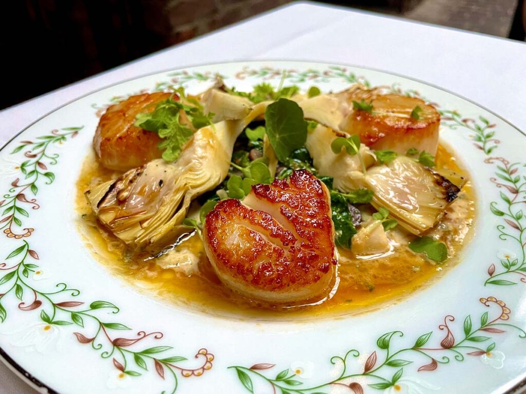 the seared diver scallops