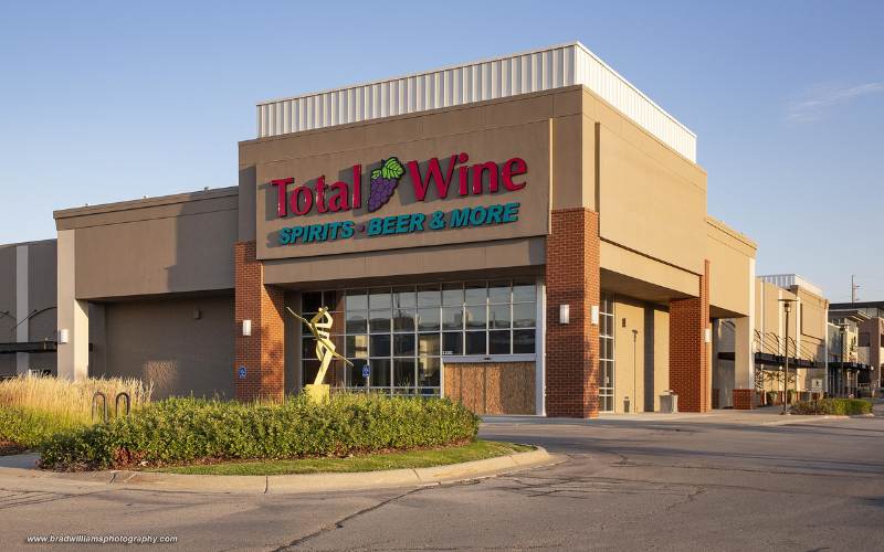 Total Wine Coming to 72nd & Pacific