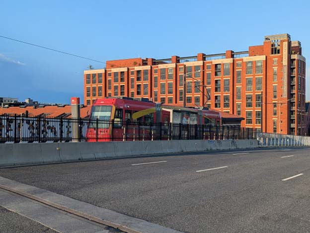 The Union Station stop is not the most convenient, located in the median of H Street, and there is no wayfinding signage from the streetcar station to the actual Union Station facility