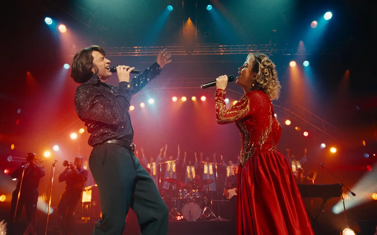 Song Sung Blue Plays It Safe—but Plays It Well