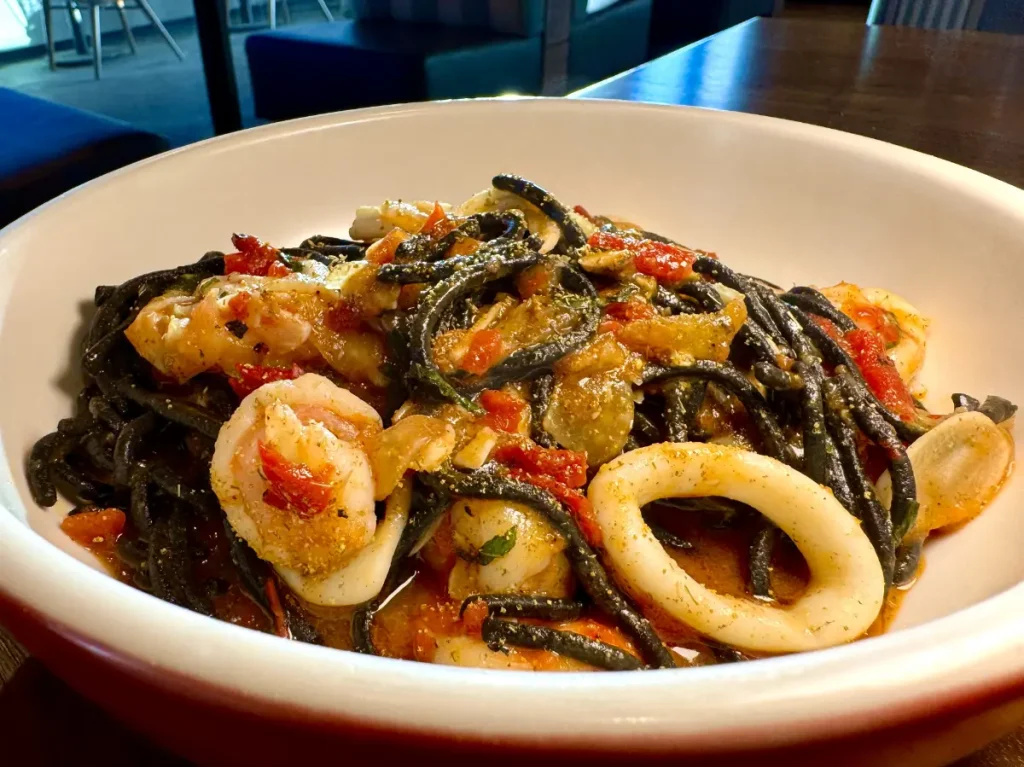 Squid ink tonnarelli