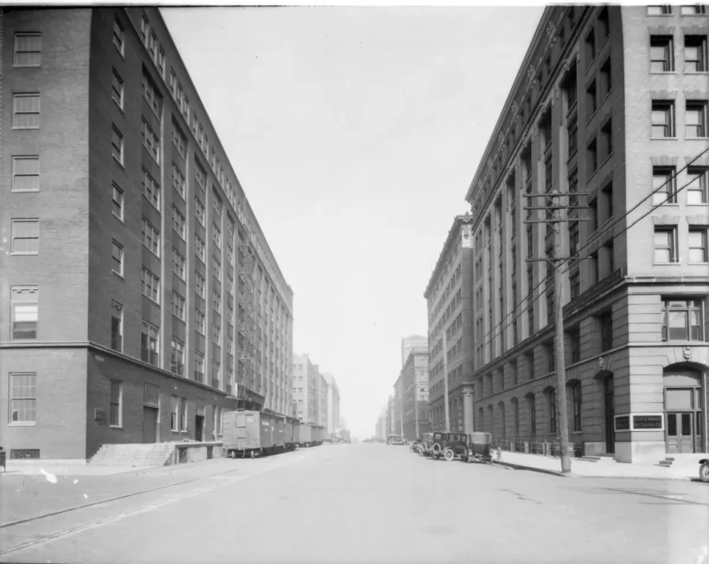 1920 Photo looking straight north on 9th Street from just south of Howard Street
