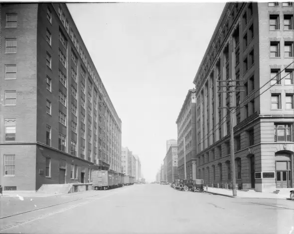 1920 Photo looking straight north on 9th Street from just south of Howard Street