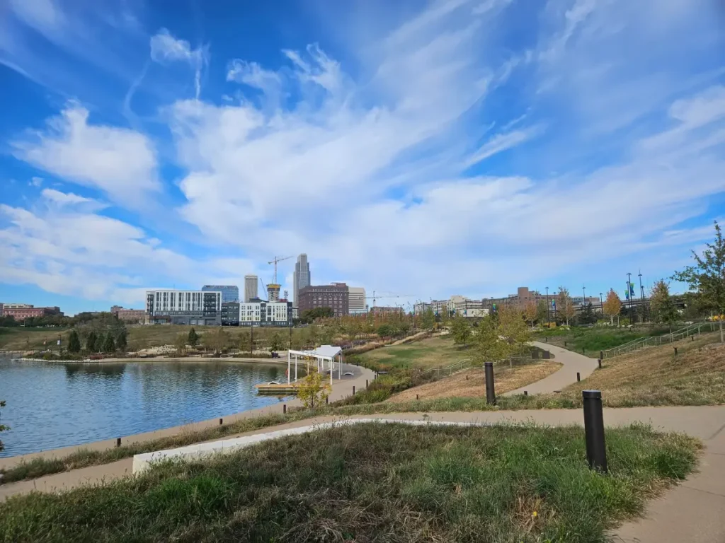 Trails and lake at Heartland of America Park on the former site of Jobbers Canyon.