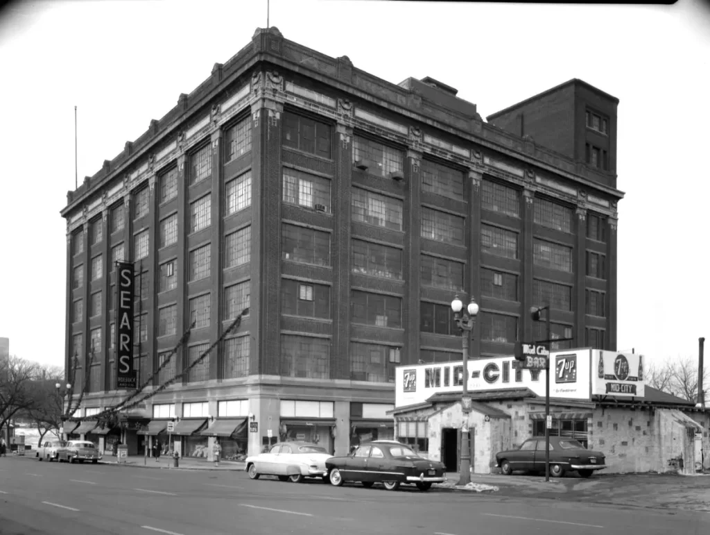 1929 photo of the former Western Motor Car Company as Sears Roebuck from around 30th and Farnam Streets. Photo courtesy of The Durham Museum photo archives.