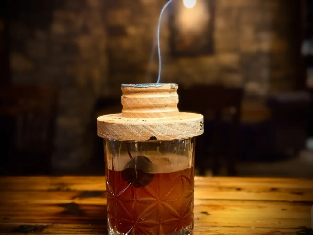 Smoking the old fashioned
