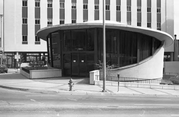 1972 photo of the flying saucer building as the home to Omaha National Bank