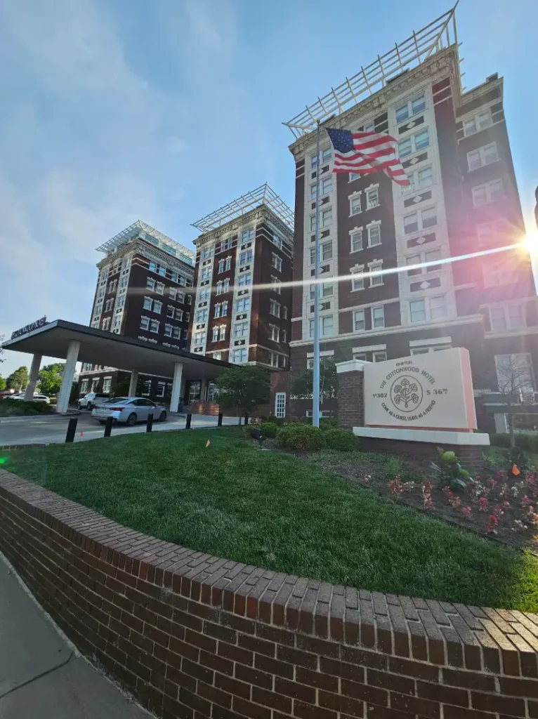 Photo of the renovated Cottonwood Hotel