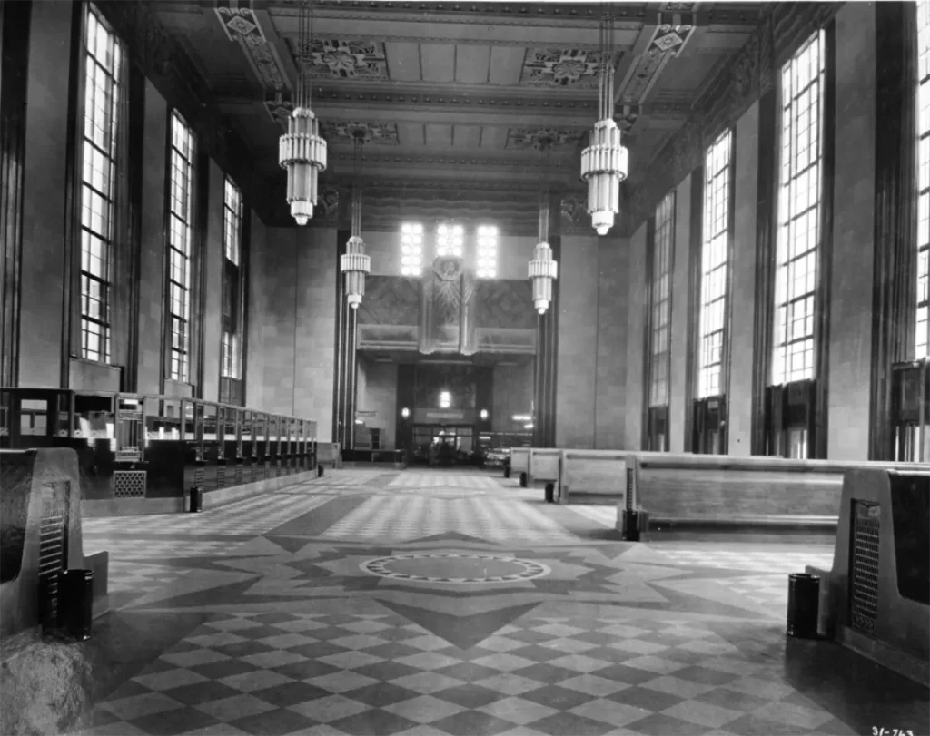 1931 photo of the main hall inside Union Station