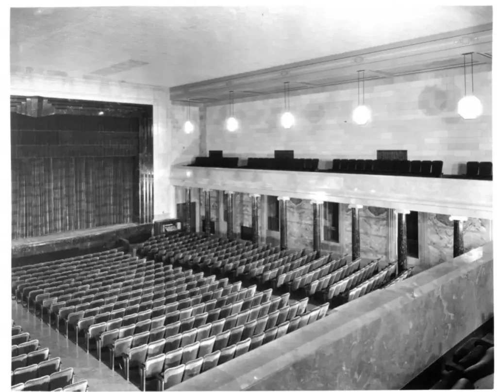 1931 Durham Museum photo of Witherspoon Hall inside the Joslyn Memorial.