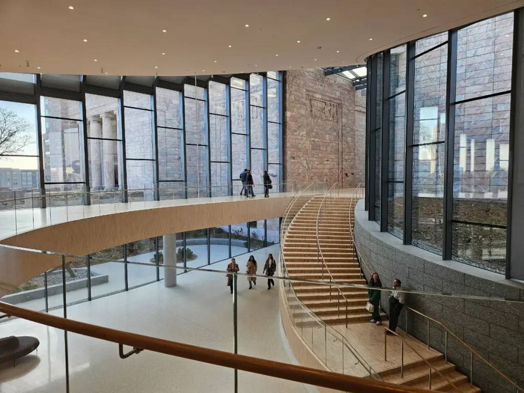 2024 OE photo of the Rhonda and Howard Hawks Pavilion at Joslyn Art Museum.