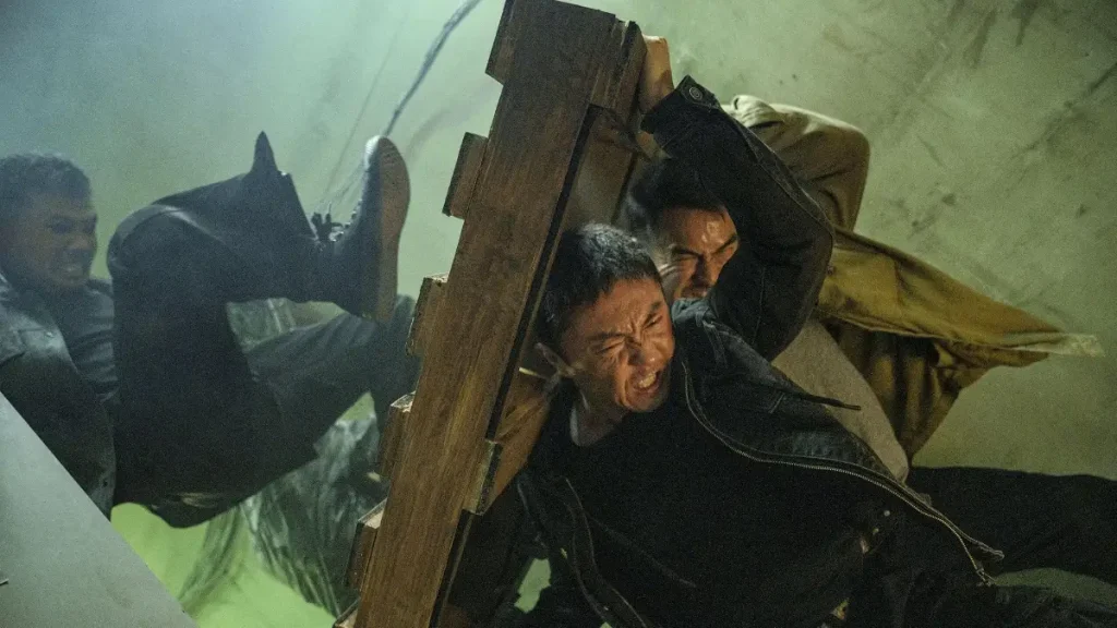 Miao Xie as Want Wei and Joe Taslim as Navin